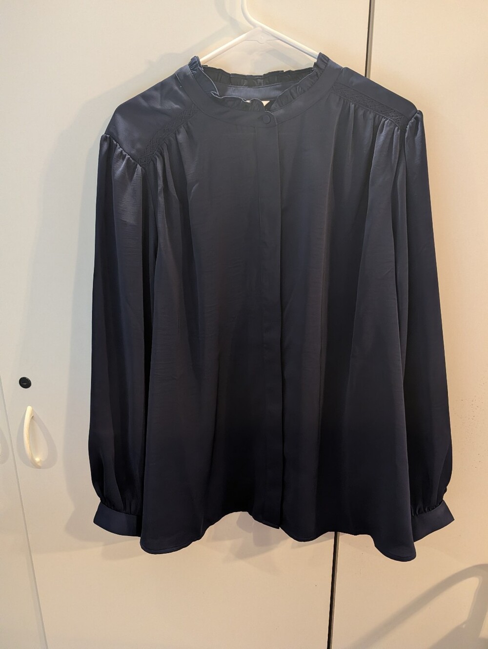 LC Lauren Conrad Women's 3X Navy Long-Sleeve Ruffle Collar Blouse NWT